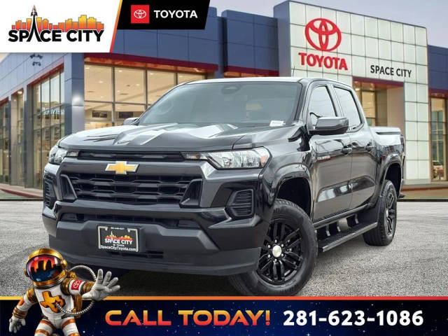 2023 Chevrolet Colorado 2WD LT RWD photo