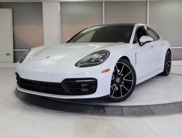 2023 Porsche Panamera Platinum Edition RWD photo