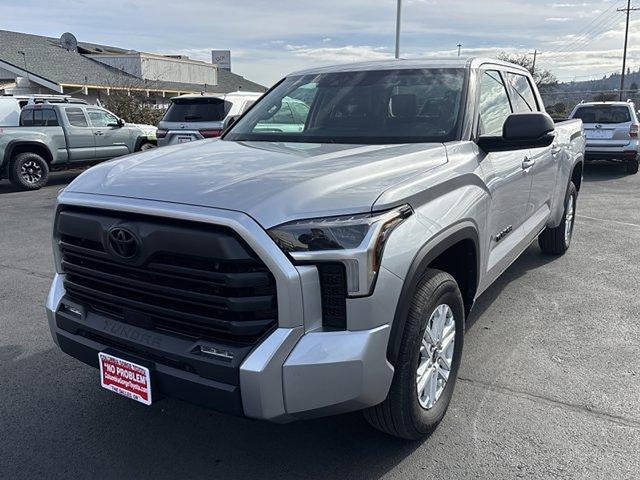 2023 Toyota Tundra SR5 4WD photo