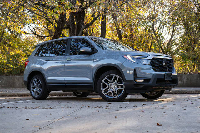 2023 Honda Passport EX-L AWD photo