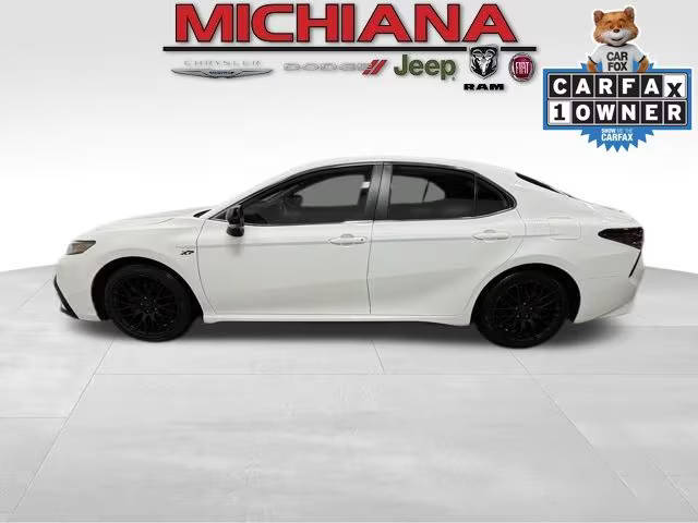 2023 Toyota Camry SE FWD photo