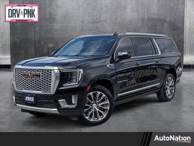 2022 GMC Yukon XL Denali RWD photo