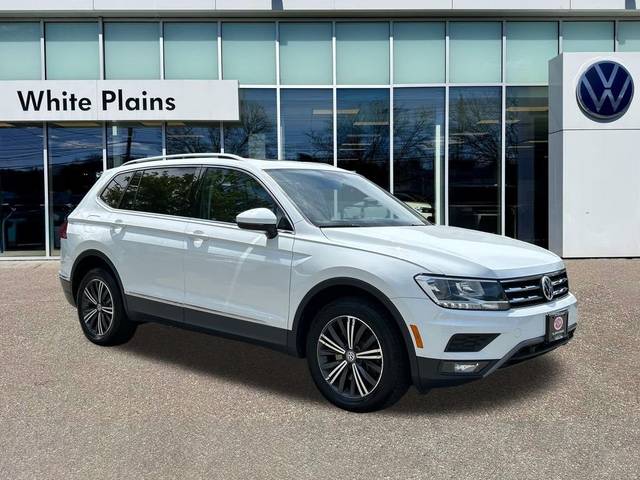 2019 Volkswagen Tiguan SEL R-Line Black AWD photo