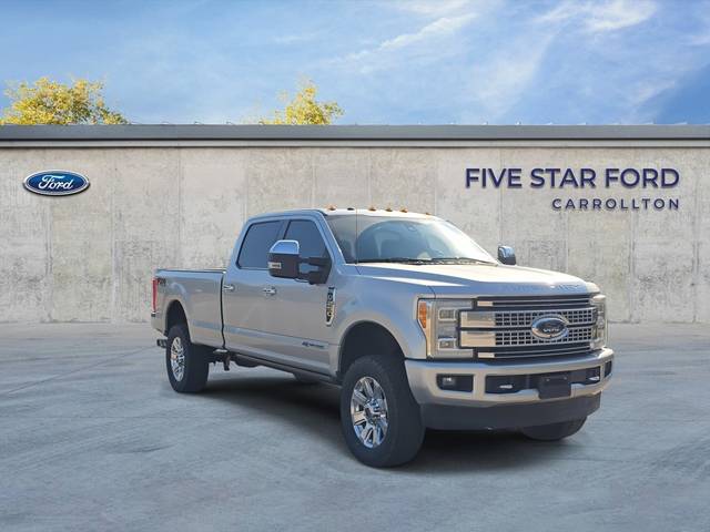 2017 Ford F-250 Super Duty Platinum 4WD photo