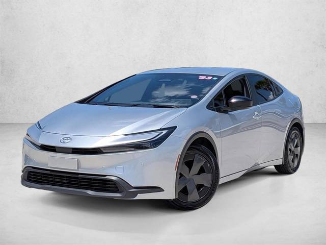 2023 Toyota Prius LE FWD photo