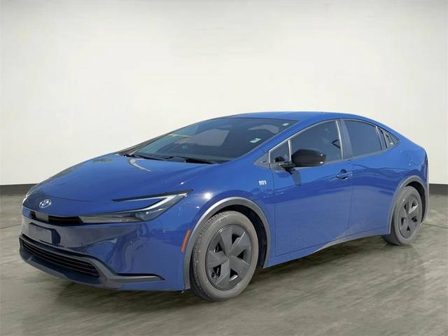 2023 Toyota Prius LE FWD photo