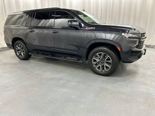 2023 Chevrolet Suburban Z71 4WD photo