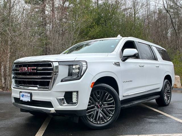 2023 GMC Yukon XL SLT 4WD photo