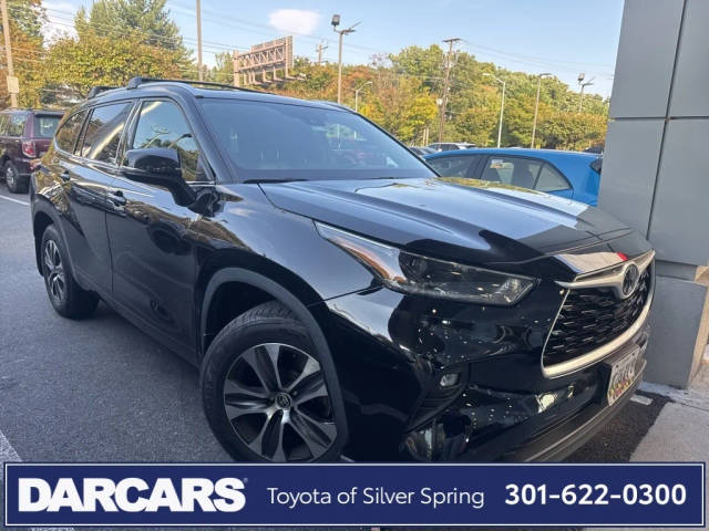 2023 Toyota Tundra Platinum 4WD photo