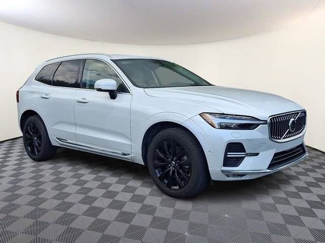 2023 Volvo XC60 Plus Bright Theme AWD photo