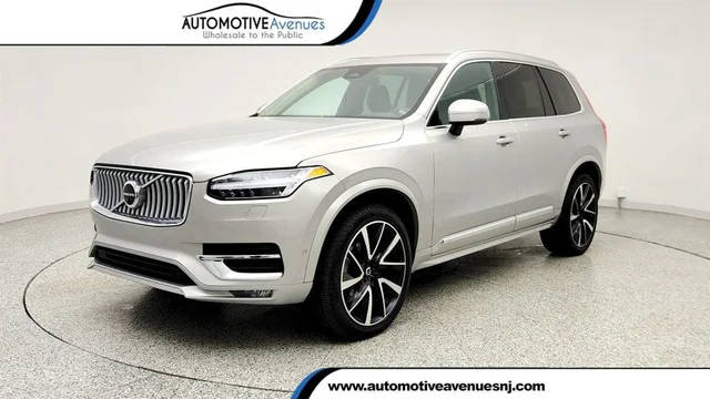 2023 Volvo XC90 Plus AWD photo
