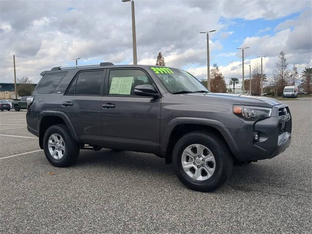 2023 Toyota 4Runner SR5 Premium 4WD photo