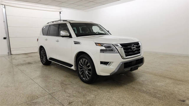 2023 Nissan Armada Platinum 4WD photo