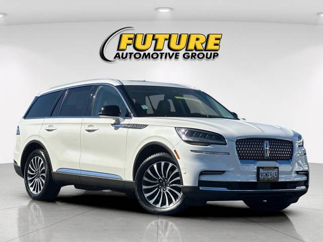 2023 Lincoln Aviator Standard AWD photo