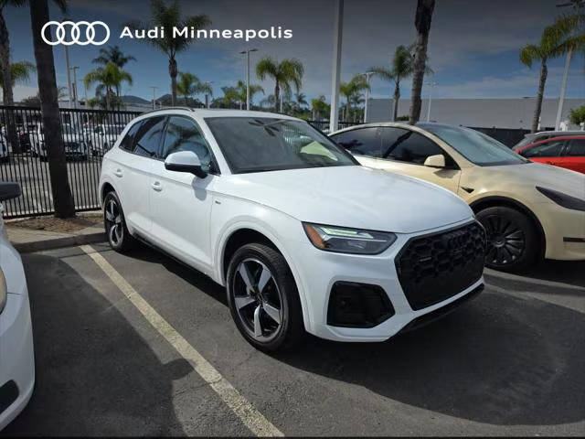 2023 Audi Q5 S line Premium Plus AWD photo