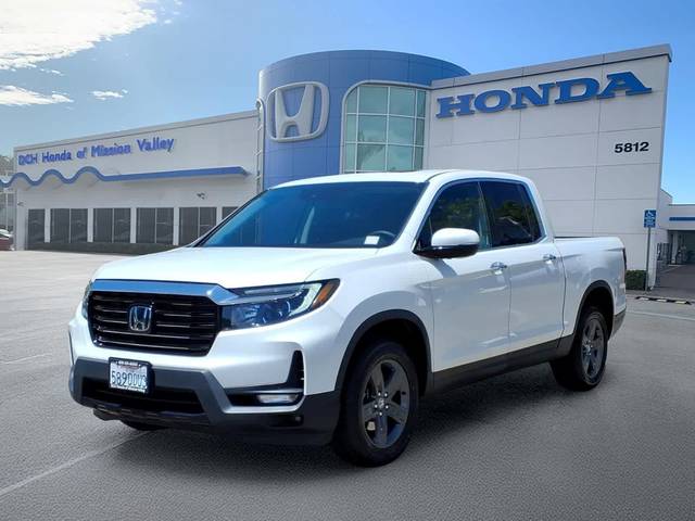 2023 Honda Ridgeline RTL-E AWD photo
