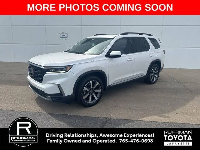 2023 Honda Pilot Touring AWD photo