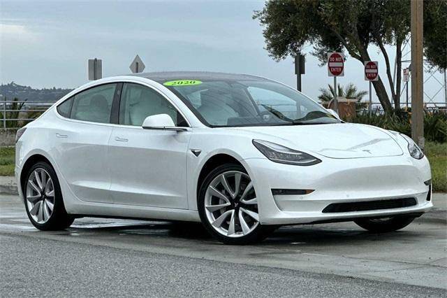 2020 Tesla Model 3 Long Range AWD photo