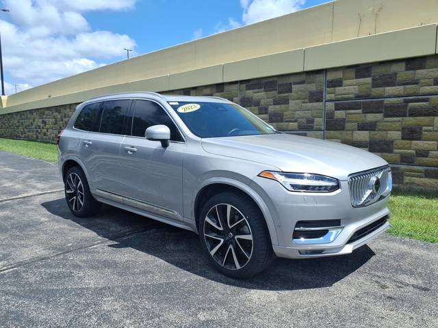 2023 Volvo XC90 Plus AWD photo