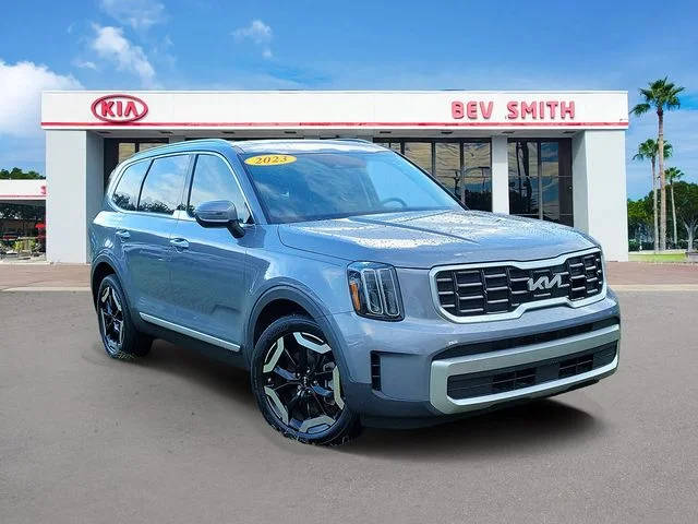 2023 Kia Telluride S AWD photo