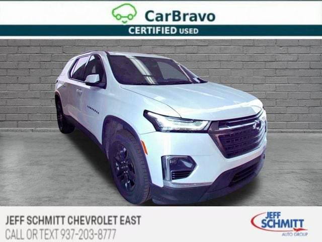 2023 Chevrolet Traverse LT Cloth FWD photo