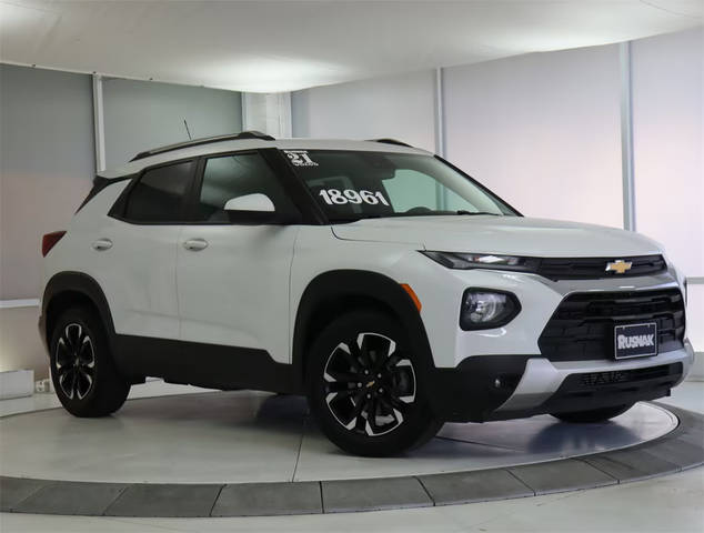 2021 Chevrolet TrailBlazer LT FWD photo