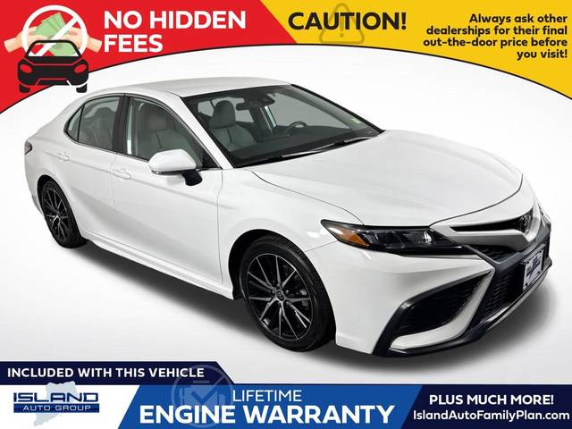2023 Toyota Camry SE AWD photo