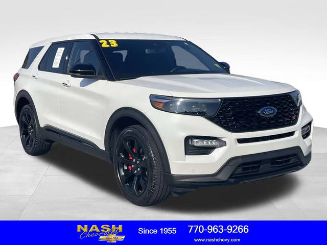 2023 Ford Explorer ST 4WD photo