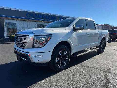 2023 Nissan Titan Platinum Reserve 4WD photo