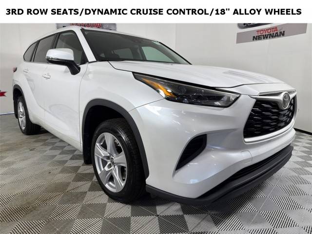 2023 Toyota Highlander L AWD photo