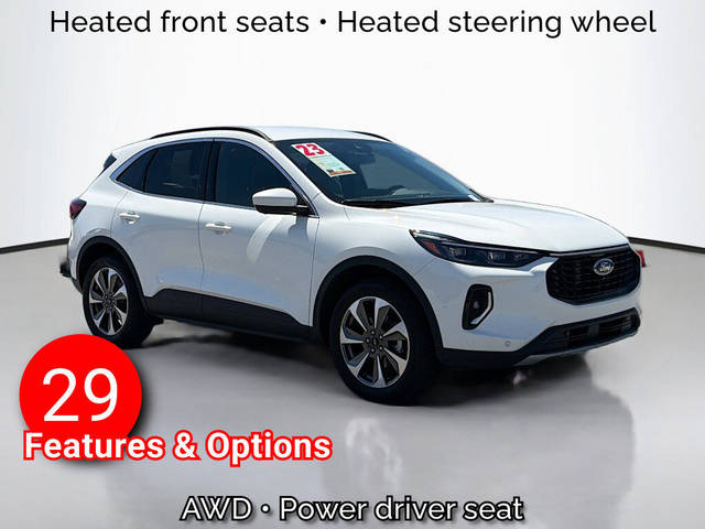 2023 Ford Escape Platinum AWD photo