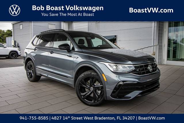 2023 Volkswagen Tiguan SE R-Line Black FWD photo