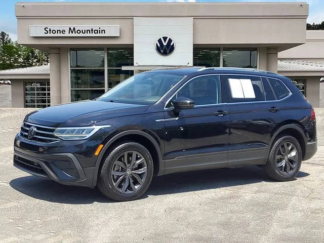 2023 Volkswagen Tiguan SE FWD photo