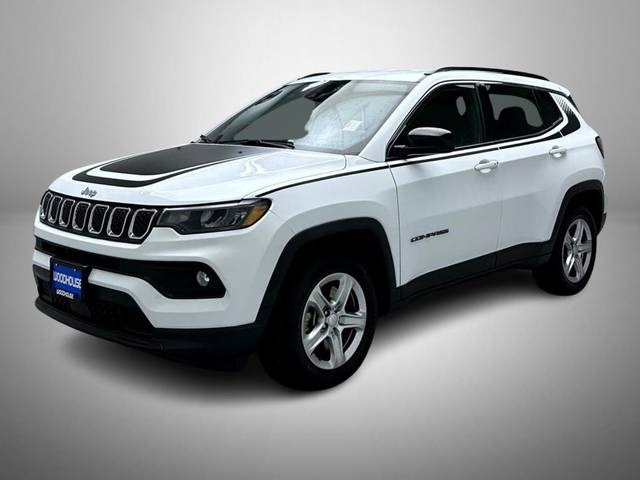 2023 Jeep Compass Latitude 4WD photo