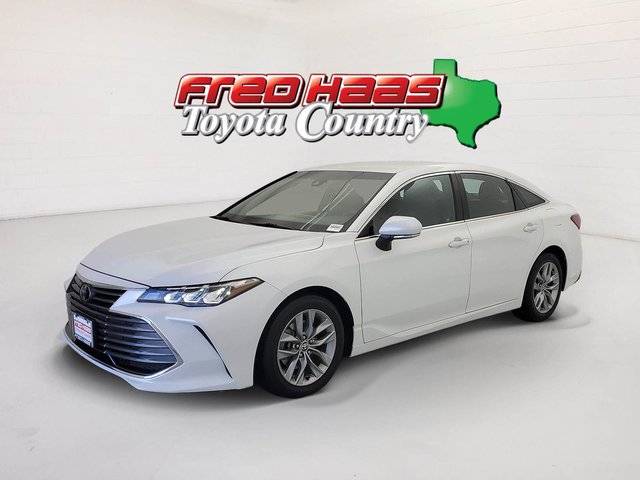 2022 Toyota Avalon XLE FWD photo