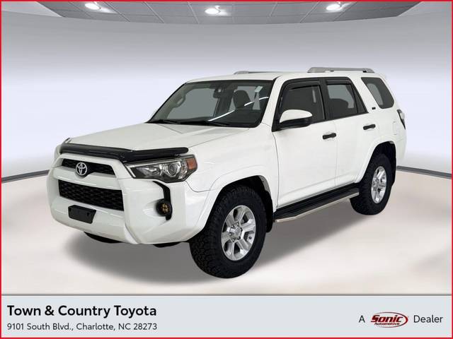 2016 Toyota 4Runner SR5 RWD photo