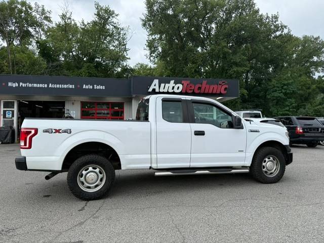 2015 Ford F-150 XL 4WD photo