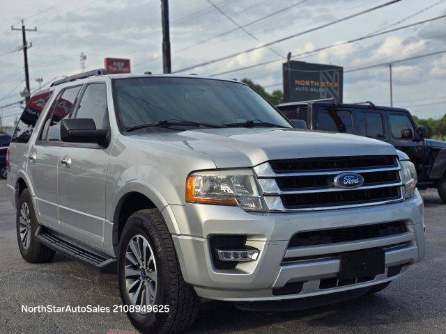2015 Ford Expedition XLT RWD photo