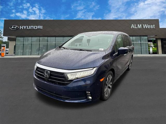2023 Honda Odyssey Touring FWD photo