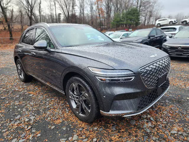 2023 Genesis Electrified GV70 Advanced AWD photo