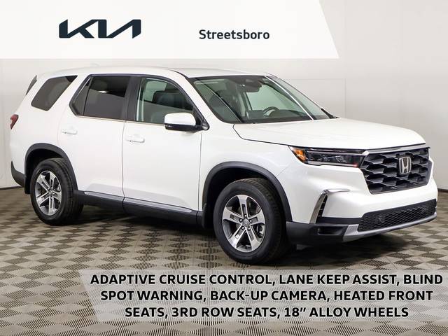 2023 Honda Pilot EX-L 7 Passenger FWD photo