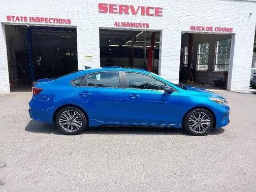 2023 Kia Forte GT-Line FWD photo