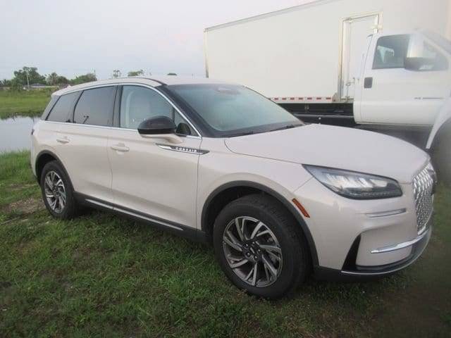 2023 Lincoln Corsair Standard FWD photo