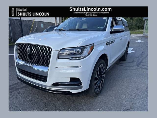 2023 Lincoln Navigator L Black Label 4WD photo