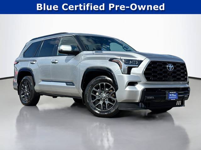 2023 Toyota Sequoia Platinum 4WD photo