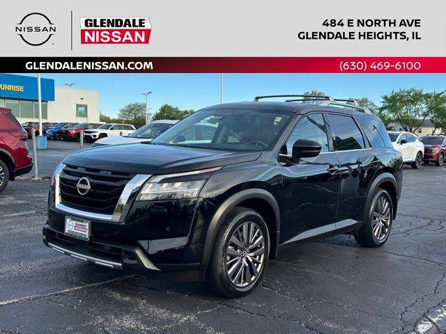 2023 Nissan Pathfinder SL 4WD photo