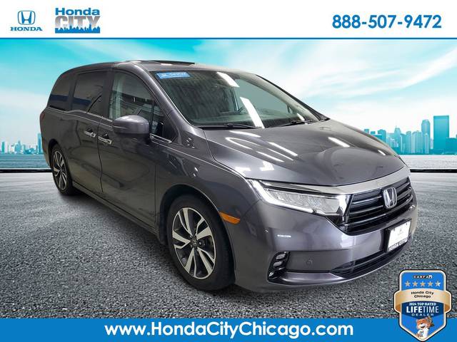 2023 Honda Odyssey Touring FWD photo