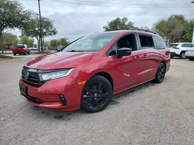 2023 Honda Odyssey Sport FWD photo