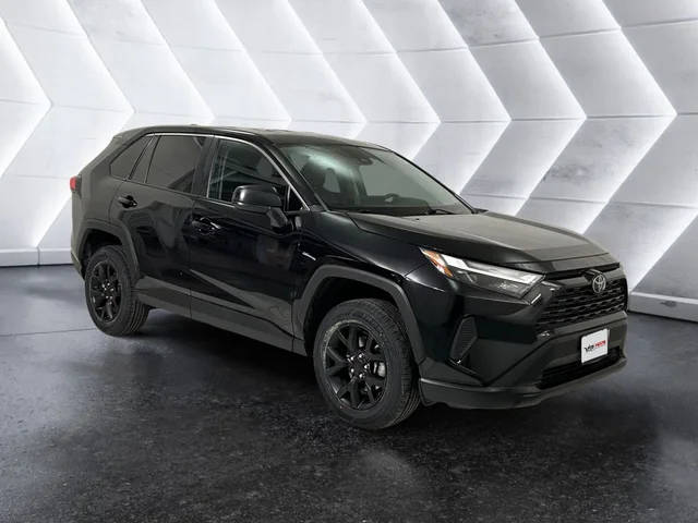2023 Toyota RAV4 LE FWD photo