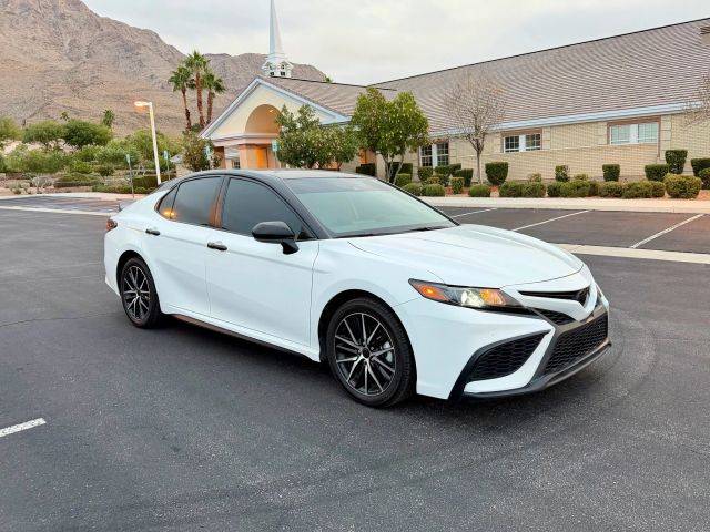 2023 Toyota Camry SE FWD photo